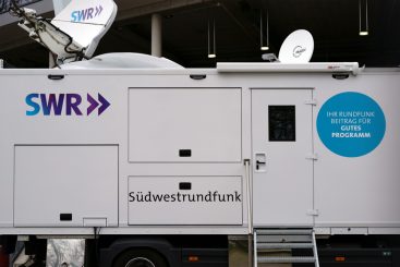 Dr. Gniffke fährt auf SPD-Ticket zum SWR nach Stuttgart, zahlt aber ungern die Gebühren für den Rundfunk