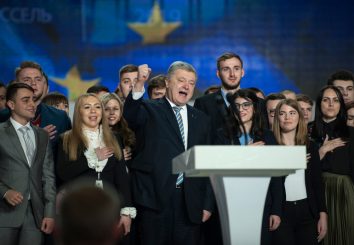 Poroschenko fordert von Wahlsieger Selenski Bekenntnis zur NATO