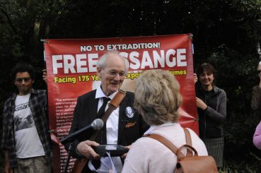 Von Belmarsh nach Berlin – Reisen eines Vaters