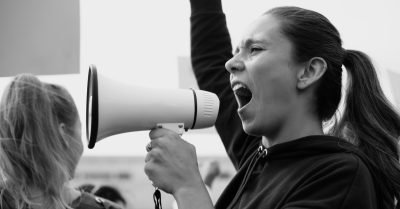 Gegen die Kriegsmaschine