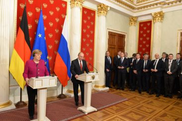 Merkel und Putin – überraschend freundliches Treffen in Moskau