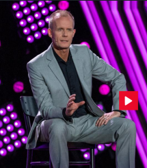 Max Uthoff: Moskauer Hunde – 44 Minuten Feuerwerk