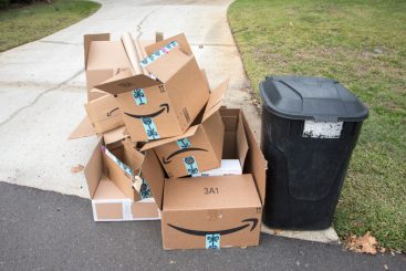 Lockdown ab Mittwoch -zwei Wünsche: Ohne Amazon und mit Trinkgeld für Paketboten