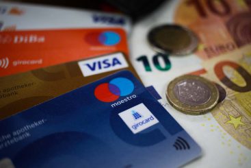 Europa in die Abhängigkeit des US-Finanzsystems zu treiben: Unbezahlbar