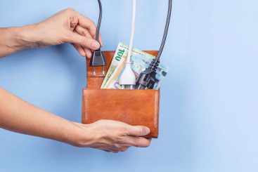 Abgezapft. Eine beispiellose Preisrallye an den Energiebörsen geht Otto Normalbürger ans Eingemachte