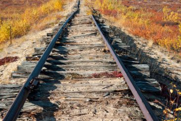„Starke Schiene“. Die neue Bahn-Strategie ist nichts für Kunden, Beschäftigte und das Klima.
