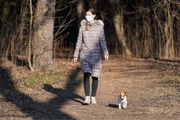 Die Maske bleibt auf!