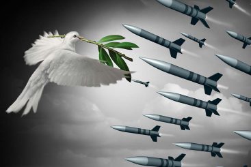 100 Milliarden Euro fürs Militär und Rüstung. Mehr bornierte Politik geht nicht – es reicht!