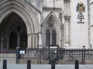 Julian Assange legt Berufung am Londoner High Court ein