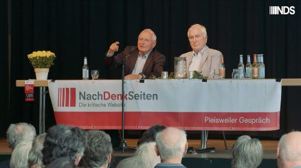 Diskussion mit Oskar Lafontaine beim 34. Pleisweiler Gespräch