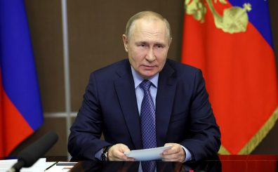 Putin geht mit der Unfähigkeit der Vereinigten Staaten ins Gericht