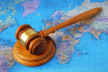 Russlands Krieg im Spiegel von westlichem Völkerrechtsnihilismus und Propaganda