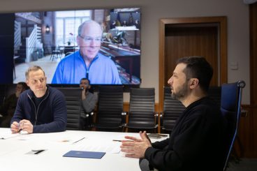 US-Investmentgesellschaft BlackRock soll im Auftrag von Zelenskij den Wiederaufbau der Ukraine koordinieren