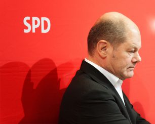 Olaf Scholz und die Kampfpanzer: Ist sein Zögern ernst gemeint?