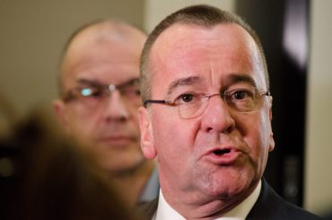 Boris und die Baumeister des neuen Militarismus