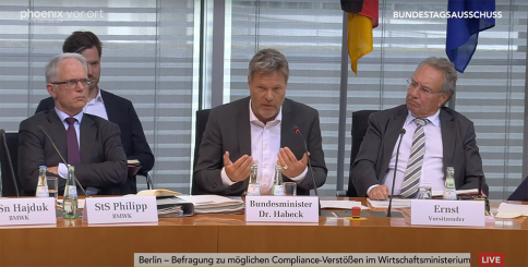 Anhörung von Habeck und Staatssekretär Philipp im Wirtschaftsausschuss: „Daran erinnere ich mich nicht mehr…“