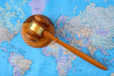 Das fragwürdige Verhältnis des Westens zu Neutralität, freier Bündniswahl und Völkerrecht