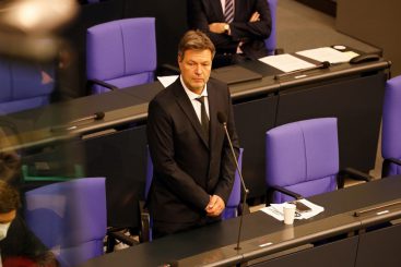 „Landkrieg“, zerstörtes Gasnetz usw.: Ist Robert Habeck der gefährlichste Politiker der Regierung?