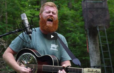„Ich habe meine Seele verkauft“: Ein Protestsong erobert die Welt