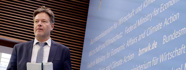 Offenbar hat Wirtschaftsminister Habeck einen Goldesel im Stall