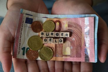 Frage: Wer haut gerade wieder feste auf die Bürgergeld-Empfänger drauf?