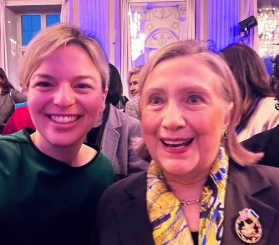 Die Grünen: Impressionen von einer super gelaunten Kriegspartei