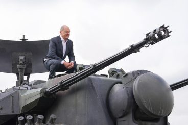 Ein Land im Rüstungswahn – aber niemand sagt, woher das Geld dafür kommen soll