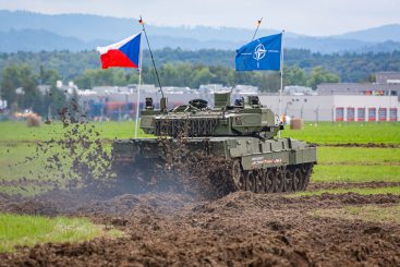 Wie in Deutschland: Tschechiens Regierung im Rüstungsrausch – die Reaktion aus dem Volk: Wir brauchen diese Dinge überhaupt nicht!