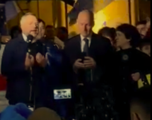 Michael Roth heizt auf Demo in Tiflis einen „Maidan“ in Georgien an