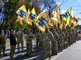 „Omas gegen Rechts“, übernehmen Sie: Ukrainische Nazi-Brigade kommt nach Deutschland