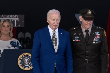 Joe Biden denkt, dass er „die Welt regiert“