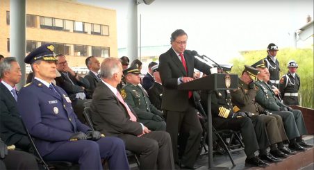 Präsident von Kolumbien warnt vor Staatsstreich