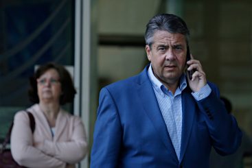 Sigmar Gabriel und die gekauften Mäuler der USA