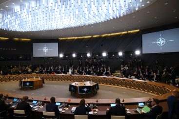 Bruch des Zwei-plus-Vier-Vertrags? Pistorius eröffnet NATO-Hauptquartier in Rostock