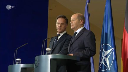 NATO, NATO über alles! – Kein Hirn frei für das Selbstverständliche: Frieden zwischen allen Völkern