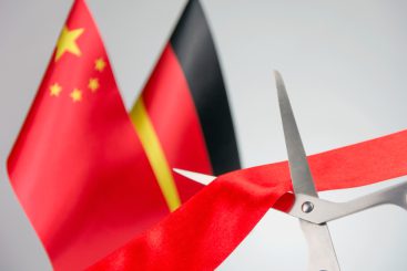 Ex-Botschafter Ungarns in China: „Ich beobachte mit Erstaunen das Harakiri der deutschen Wirtschaft“
