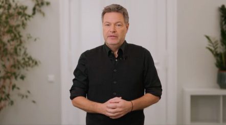 Wie Kanzlerkandidat Habeck mit Falschbehauptungen die Plagiatsvorwürfe gegen ihn entkräften will und die fragwürdige Rolle der Medien