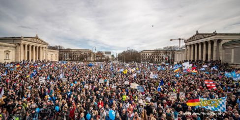 Jürgen Müller: „Wir haben im Grundgesetz ein Friedensgebot“