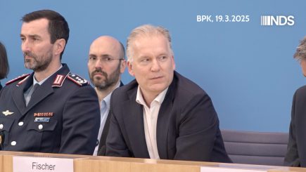 Bundesregierung zum Angriffskrieg gegen Jugoslawien 1999: „Einsatz war nicht völkerrechtswidrig“