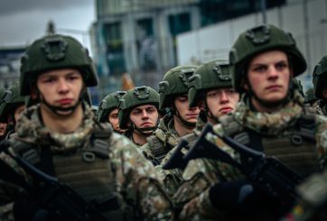 Wehrpflicht und Wehrwahn: Der Zwang zum Dienst an der Waffe ist falsch