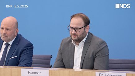 Hochstufung der AfD durch Verfassungsschutz-Gutachten war mit Merz und Dobrindt abgesprochen
