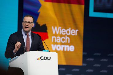 Verzeihung, bitte! Ich muss noch Karriere machen!