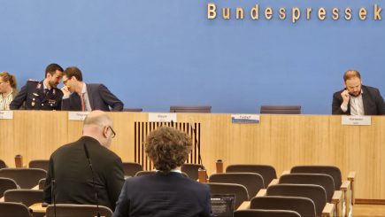 Öffentlicher Gerichtstermin am 19. November 2025: Causa NachDenkSeiten versus Bundespressekonferenz geht in die nächste Runde