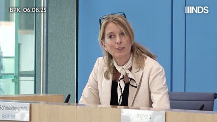 Das unwürdige Umgehen der Bundesregierung mit Sigmund Jähn und wie sich das Auswärtige Amt über „sogenannte Wiedervereinigung“ echauffiert…