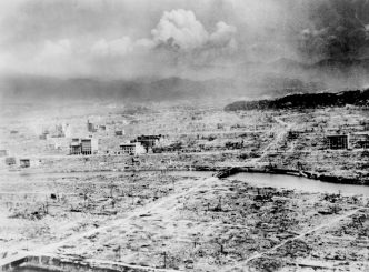 Kennst Du das Land, wo die Kanonen blühn? Oder: Die Erinnerung an Hiroshima und Nagasaki