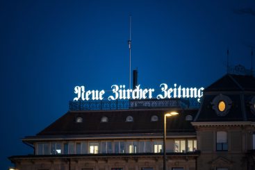 „Deutschland muss seine Bürger zur Waffe zwingen“ – Neue Zürcher Zeitung mit Aufruf zum Verfassungsbruch