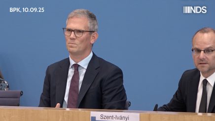 Neuer Premier in Frankreich, Demokratiedefizite und die fragwürdige Rolle des BPK-Moderators