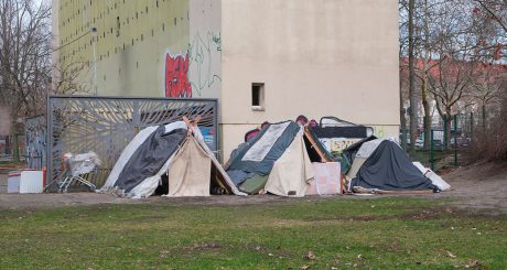 Zurück auf Staat! Gegen Wohnungslosigkeit hilft Vergesellschaftung.