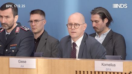 Bundesregierung begrüßt EU-Sanktionierung des Schweizer Militäranalysten Jacques Baud