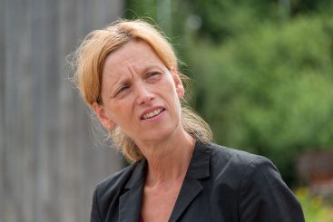 Bundesbildungsministerin Prien will über „Zersetzung“ reden – Bitte, dann tun wir das!